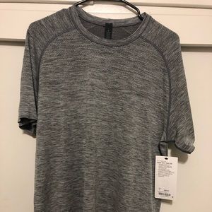 BNWT Men’s Lululemon Metal Vent Tech SS